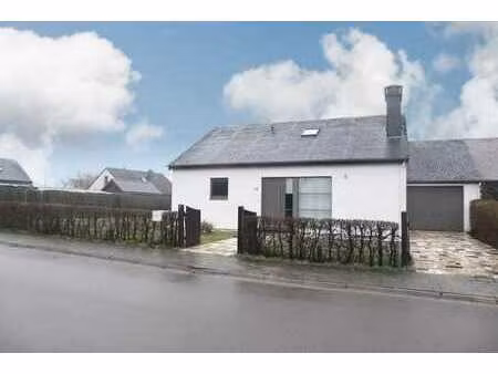 quartier calme  4 ch  garage  jardin & 2 salles de bain