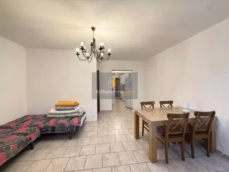 vente immeuble 7 pièces 155 m2 à apt