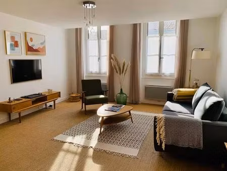 location appartement 3 pièces 76 m² à la rochelle (17000)