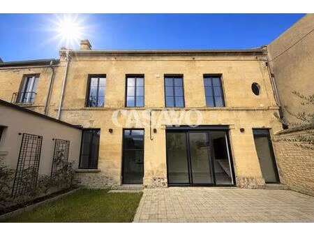 vente maison 5 pièces de 100m² - 14000 caen