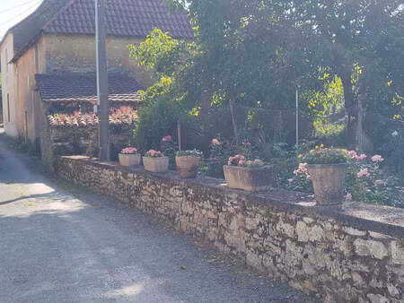 grange à rénover à saint-martial-d'albarède