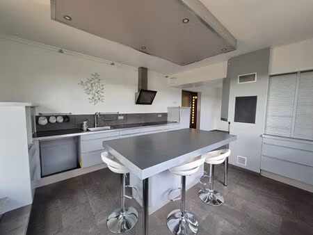 maison combourg 5 pièce(s) 142.37 m2