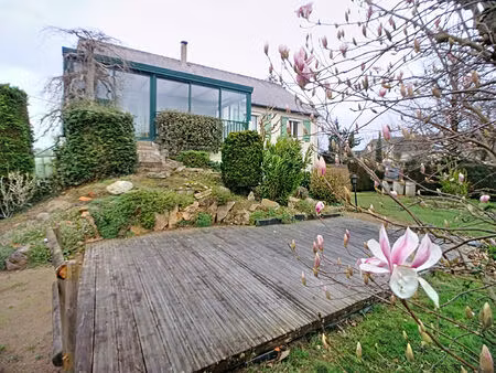 maison à vendre à la daguenière. entre calme ligérien et proximité des commodités - laisse