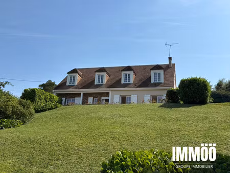 maison lumineuse avec vue dégagée