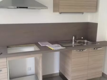 coulommiers - grand 2 pièces