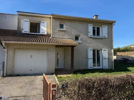 maison 5 pièces – 110 m² – le teil – rue des cades