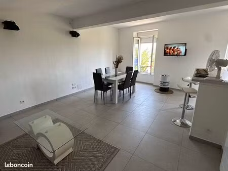 location appartement meublé + parking