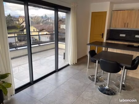 appartement semi-meublé à louer 2' 750 (77 m² · 5 pièces · 1 parking) au 1219 rue de genèv