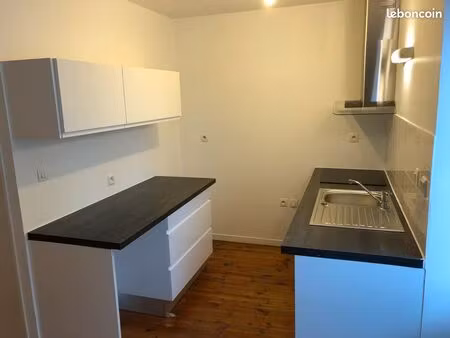 appartement t2 33 m² refait à neuf – saint-chamond (place de la valette)