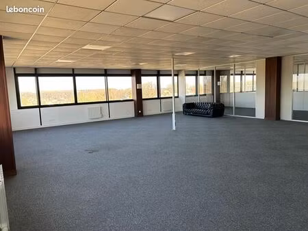 bureaux ou local commercial 250m²