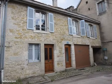 appartement 3 pièces 79 m²