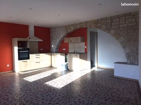 appartement t3 plain-pied non meublé