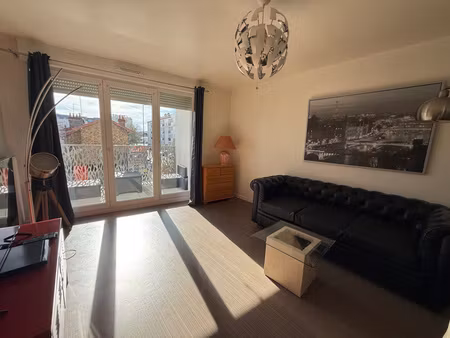 à louer – f3 meublé avec balcon et parking – résidence récente meaux