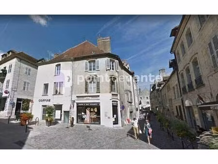 local commercial à louer