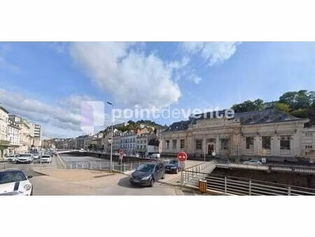 local commercial à vendre