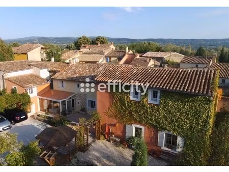 maison 9 pièces - 230 m²