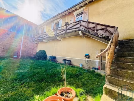 immeuble 7 pièces - 273 m²