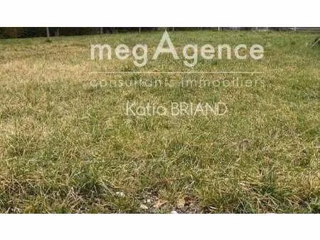 vente terrain à changé (53810) : à vendre / 536m² changé