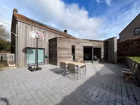 maison 4 chambres avec annexe en bois