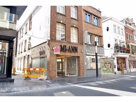 rez-de-chaussée commercial