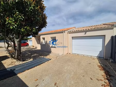 exclusivite maison plain-pied 3 chambres 2 garages grande parcelle parking jardin