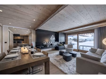 appartement rénové dans une copropriété recherchée - proximité du centre village