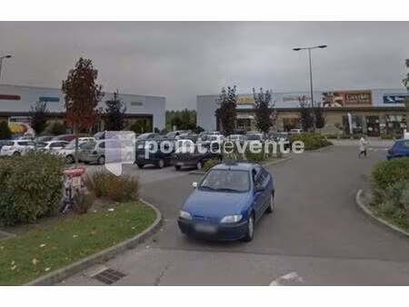 local commercial à louer