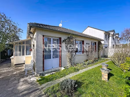 maison de plain-pied de 3 pièces à fontenay le fleury.