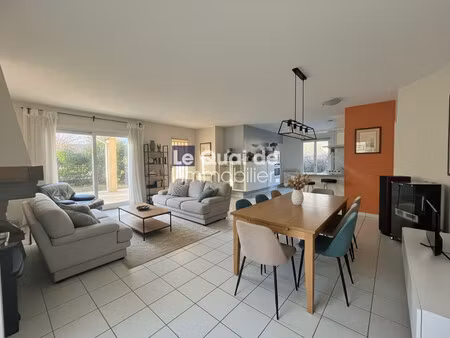 plain pieds avec garage et atelier