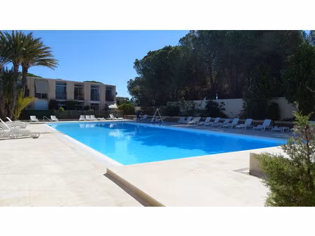 vente studio cabine le lavandou  23m² 2 pièces 180 000€ avec piscine