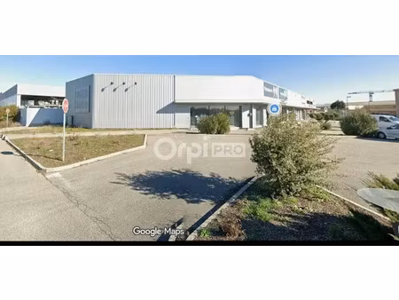 local commercial a louer