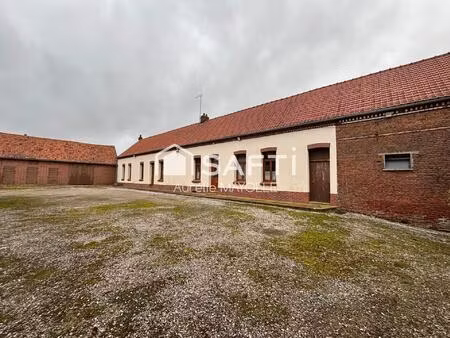 corps de ferme  idéal amateur de chevaux  étables  dépendances  hangars