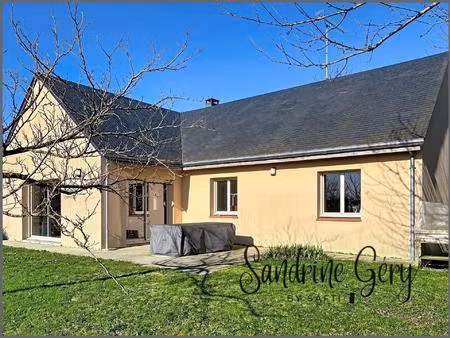 aux portes de craon  profitez du calme de la campagne dans une maison récente de plain-pie