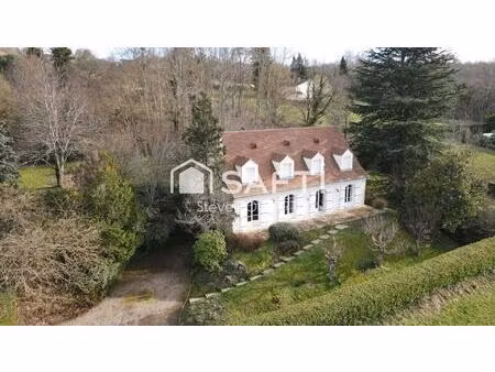 tres belle propriete de plus de 200m2 sur 5964m2