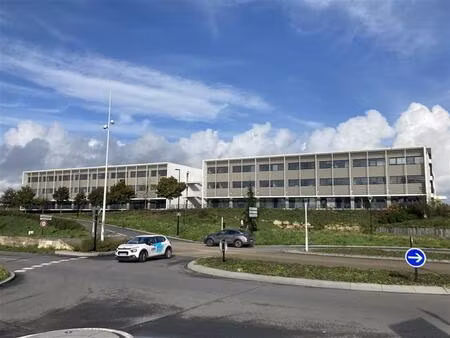 location bureau st herblain 302 m²