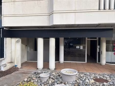 location commerce bordeaux 130 m²