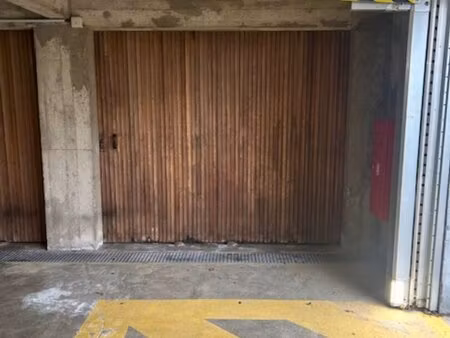à louer garage-parking – 105 € |saint-max