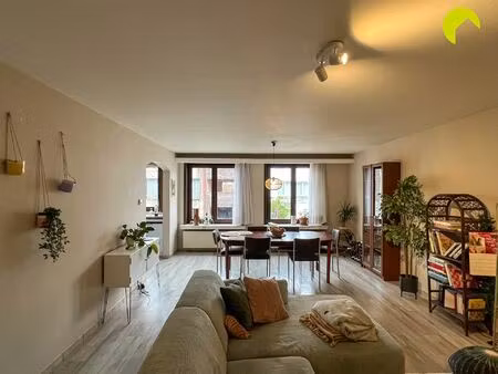 appartement te huur in berchem met 2 slaapkamers