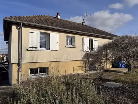 vente maison 6 pièces 93 m² à malicorne (03600)  140 000 €