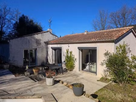 lorgues  maison de plain-pied sur 1549 m² de terrain
