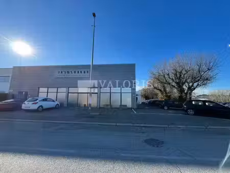 local commercial à louer