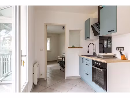 vente maison 13 pièces 330 m² à uzerche (19140)  189 792 €