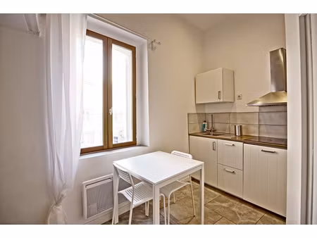 studio meublé de 16m2 rue nationale