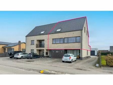 ruim energiezuinig duplex appartement met 3 slaapkamers!