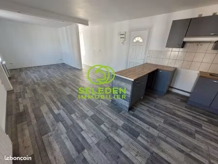 immeuble 311 m² grenay