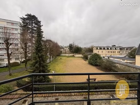 appartement 6 pièces 79 m²