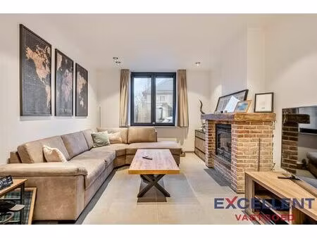 instapklare hypermoderne woning met 2 slpk in het gegeerde sint-denijs-westrem