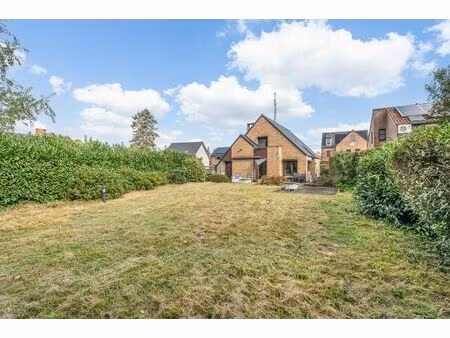 ud83cudfe1 ruime gezinswoning op toplocatie in het centrum van helchteren