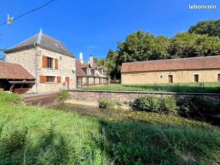 moulin 7 pièces 254 m²