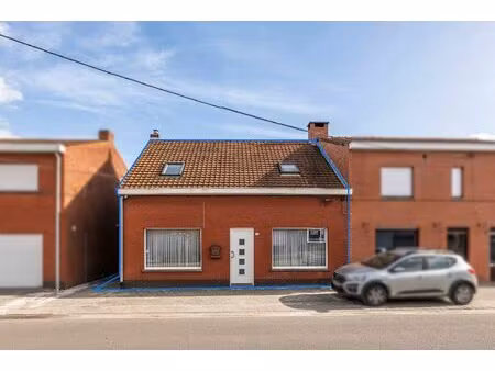 te renoveren woning met 4 slaapkamers in sint-jozef